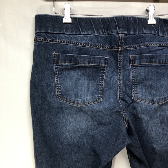 Liz Claiborne Women's XL. Dark Denim jeans - Picture 12 of 15